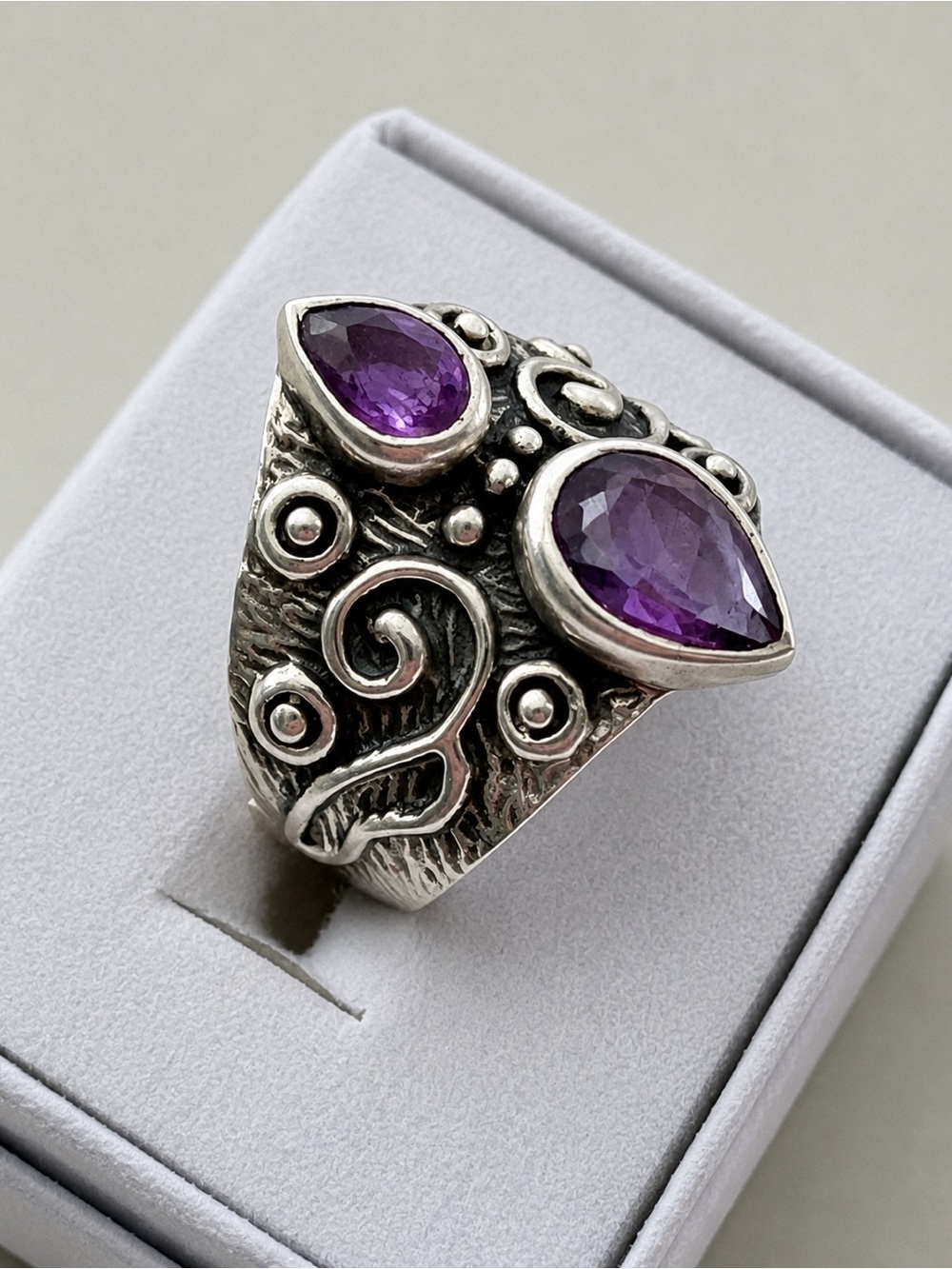 Sterling Silver Amethyst Ring Size 7